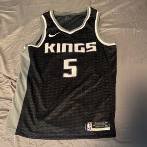 Dearon Fox Throwback Kings jersey. Size L